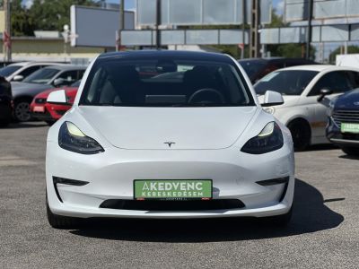 TESLA MODEL 3 Performance AWD (Automata) 90e km. AMD Ryzen. mátrix LED. hőszivattyú. 2 töltőkábel. megkímélt állapot!