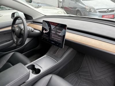 TESLA MODEL 3 Standard Range Plus Aut 101e km. facelift. garanciális. mátrix LED. höszivattyú!