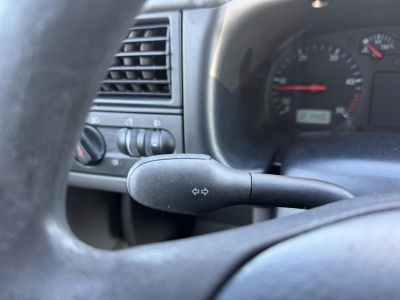 VOLKSWAGEN TRANSPORTER T4 2.5 7DH 1Y2 Hosszú. klímás. kitűnő állapotban!