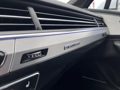 AUDI Q7 3.0 V6 TDI quattro Tiptronic ic S-line. BOSE hangrendszer. memória. 4x ülésfűtés. 4x digit klíma. Szervizelt!