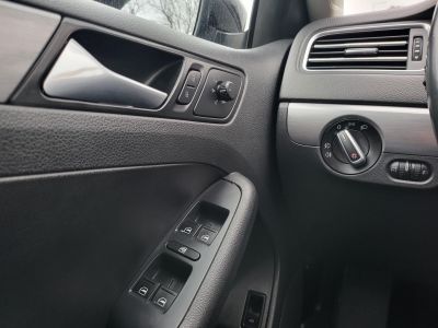 VOLKSWAGEN JETTA 1.4 TSI BMT Highline DSG Magyarországi Tempomat Ülésfűtés Frissen szervizelt!