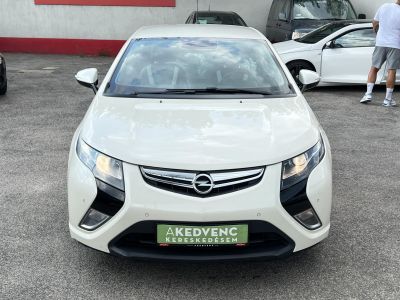 OPEL AMPERA E-Pioneer (Automata) 121e km. Zöld rendszám. Navi Tempomat Kamera Bose Ülésfűtés Bőr Keyless