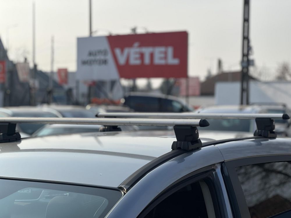 MAZDA 5 1.8 TX 7 személyes FACELIFT. Kétoldali tolóajtó. Új 4 évszakos gumik!