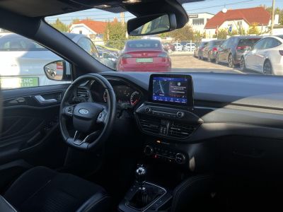 FORD FOCUS 2.3 EcoBoost ST Frissen szervizelt. RECARO. Carplay. GARANCIÁLIS motor!