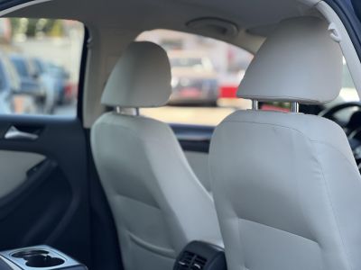 VOLKSWAGEN JETTA VI 1.4 TSI BMT Comfortline