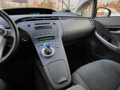 TOYOTA PRIUS 1.8 HSD(Automata) Tempomat HUD Digitklíma PDC Keyless