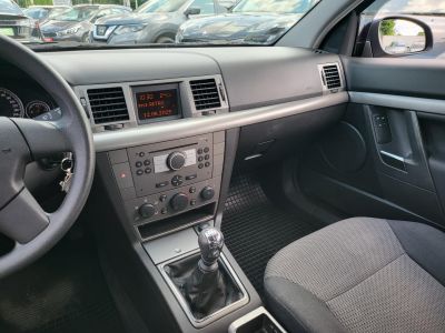 OPEL VECTRA C 1.6 Comfort 66e km. vezetett szervizkönyv. vonóhorog