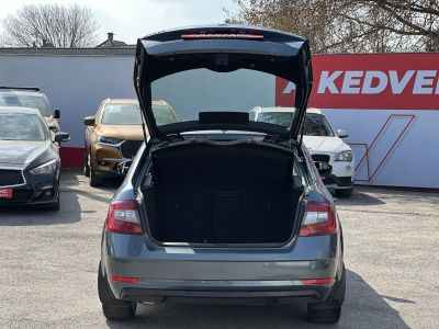SKODA OCTAVIA 1.4 TSI Style DSG M.o.-i. sérülésmentes. CARPLAY!
