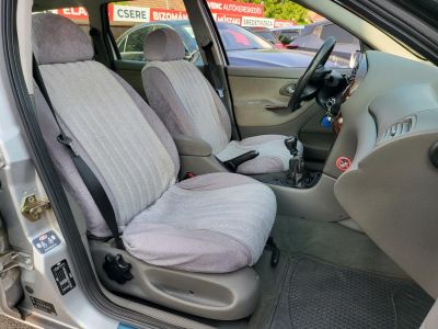 FORD MONDEO 2.5 V6 Ghia 72e km! M.o.-i. 1.tul. digit klíma el.ablak el. tükör ülésfűtés radar