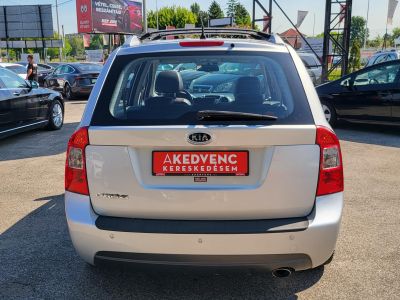 KIA CARENS 2.0 LX 7 személyes Napfénytető Digitklíma Félbőr Tolatóradar Szervizelt!