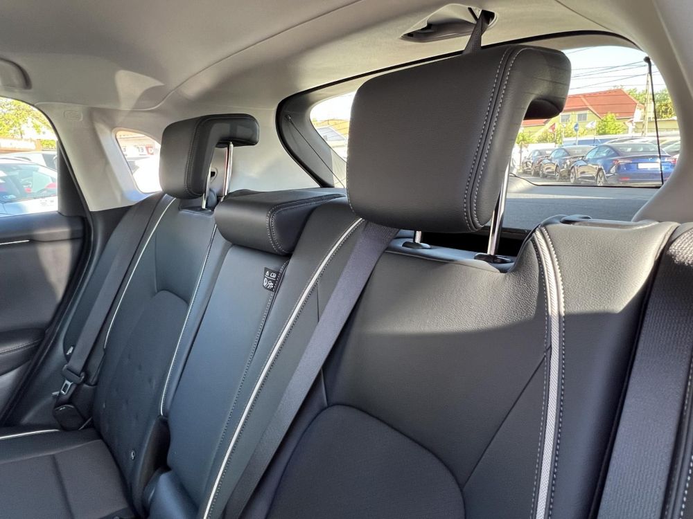 HONDA ZR-V 2.0 i-MMD Hybrid Sport eCVT 9e km. Gyári garancia. LED Wireless Carplay Navi Ülésfűtés