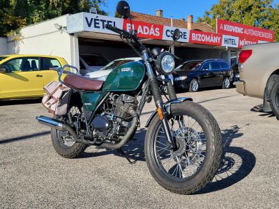 HONDA CB BRIXTON 125cm2 Tárcsafék Odaltáska