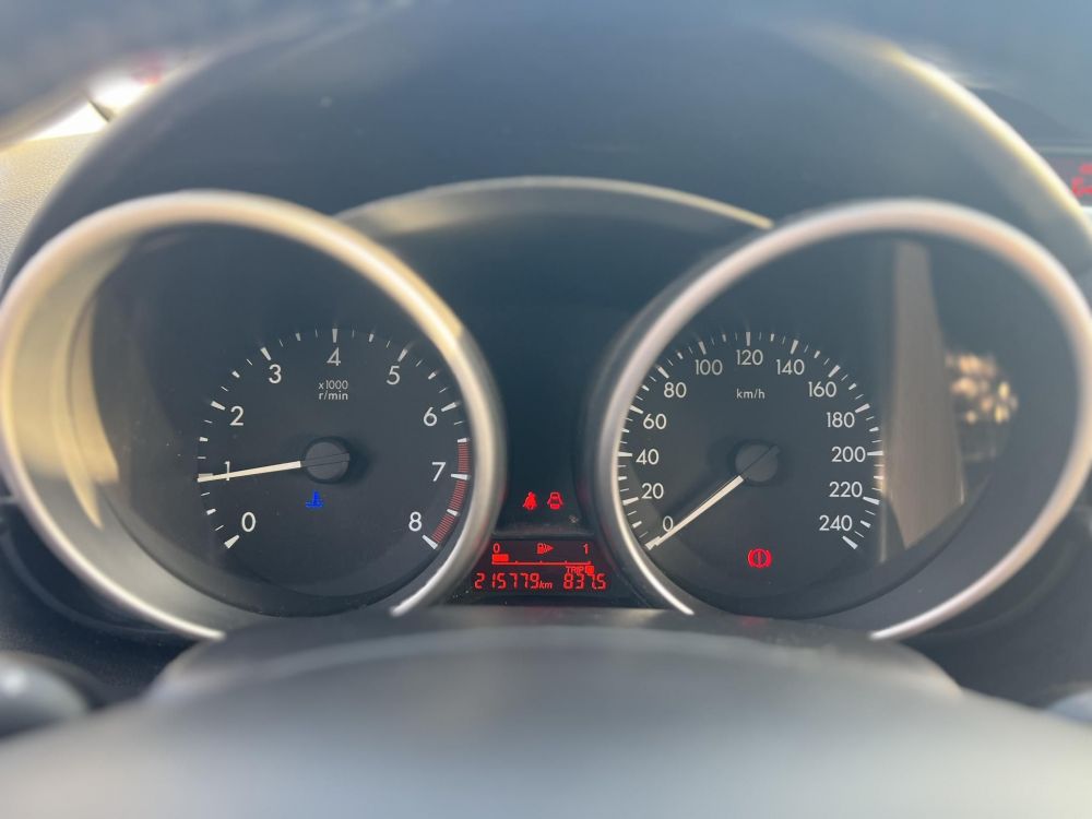 MAZDA 5 1.8 TX 7 személyes FACELIFT. Kétoldali tolóajtó. Új 4 évszakos gumik!