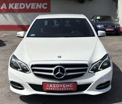 MERCEDES-BENZ E 220 BlueTEC (BlueEFFICIENCY) Avantgarde 9G-TRONIC Klíma Tempomat Bluetooth Parkradar El.ablak!