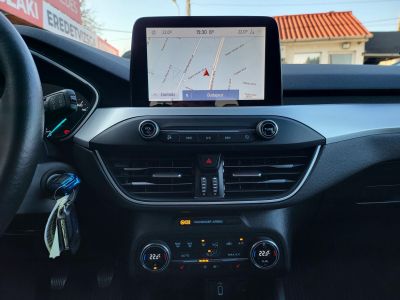 FORD FOCUS 1.5 EcoBlue Technology 9e km! LED Tempomat Ülésfűtés Carplay Kamera Navi Újszerű!