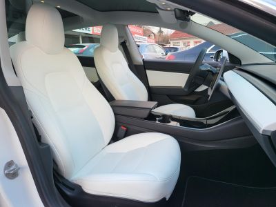 TESLA MODEL 3 Long Range AWD (Automata) FEHÉR BELSŐ. garanciális