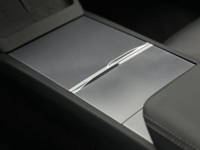 TESLA MODEL 3 Long Range AWD (Automata) HIGHLAND. EAP! LED mátrix. gyári garancia 2031-ig!