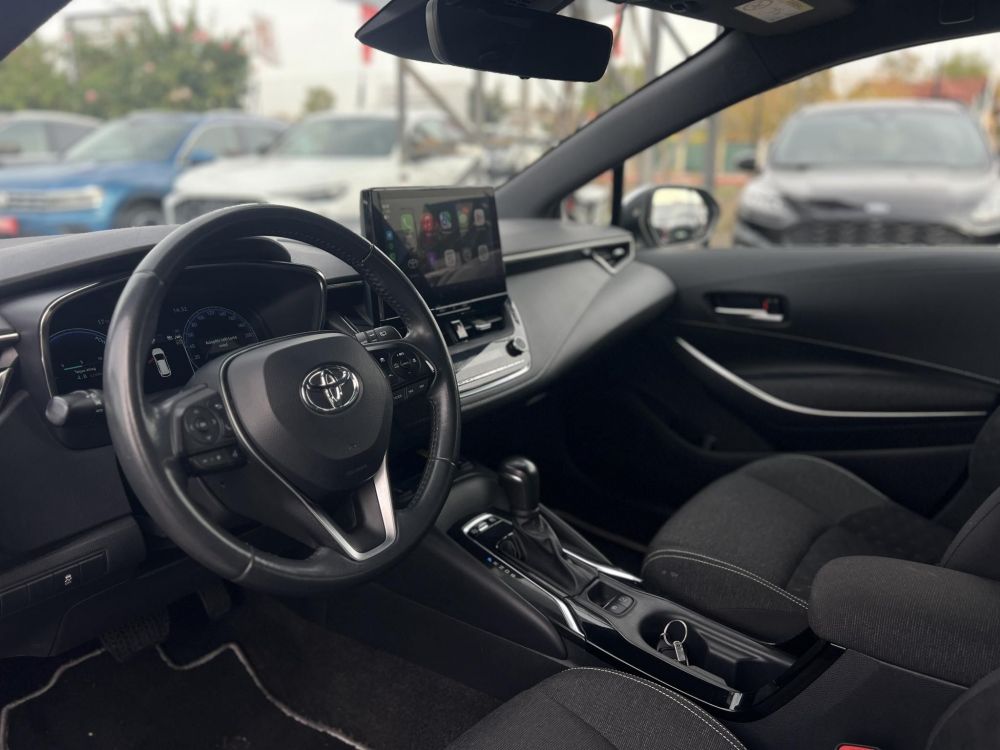 TOYOTA COROLLA Touring Sports 1.8 Hybrid Comfort Business e-CVT 108e km. M.o.-i. 1.tul. sérülésmentes. dokumentált előélet!
