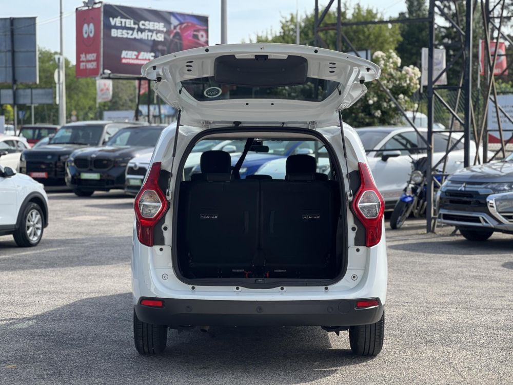 DACIA LODGY 1.6 SCe Ambiance (7 személyes ) Magyarországi. Gyári fényezés. Végig vezetett szervizkönyv!