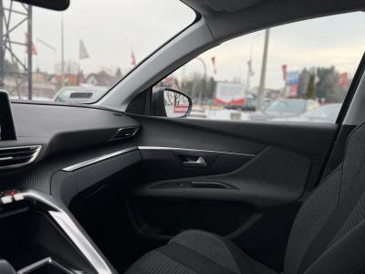 PEUGEOT 3008 1.6 BlueHDi Allure EAT6 Teljes szerviztörténet. Carplay. radar. tempomat. 8 gumi