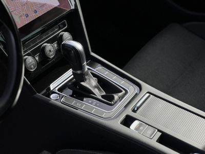 VOLKSWAGEN PASSAT VIII Variant 2.0 TDI BMT Comfortline DSG M.o.-i. LED. CARPLAY. rendszeresen karbantartott!