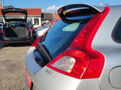 VOLVO C30 2.0 D Momentum Xenon Digitklíma Tempomat Friss Szerviz!