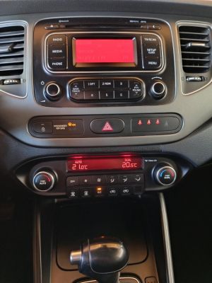 KIA CARENS 1.7 CRDI HP EX Limited DCT Magyar. 163e km. Tolatóradar digit klíma Bluetooth Ajándék olajcsere!