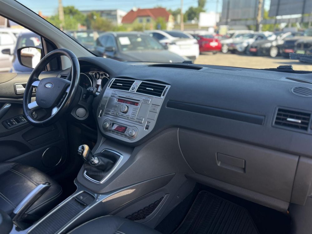 FORD KUGA 2.0 TDCi Titanium 4WD Magyarországi. ülésfűtés. keyless. tempomat. első-hátsó parkolóradar. bőrbelső!