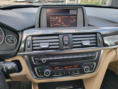 BMW 335i (Automata) Luxury Napfénytető Vajbőr Ülésfűtés Navi Bluetooth