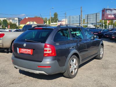 SKODA OCTAVIA Combi Scout 2.0 PD TDI DPF 2z.digit klíma. tempomat. bluetooth. 4el ablak. el. tükör