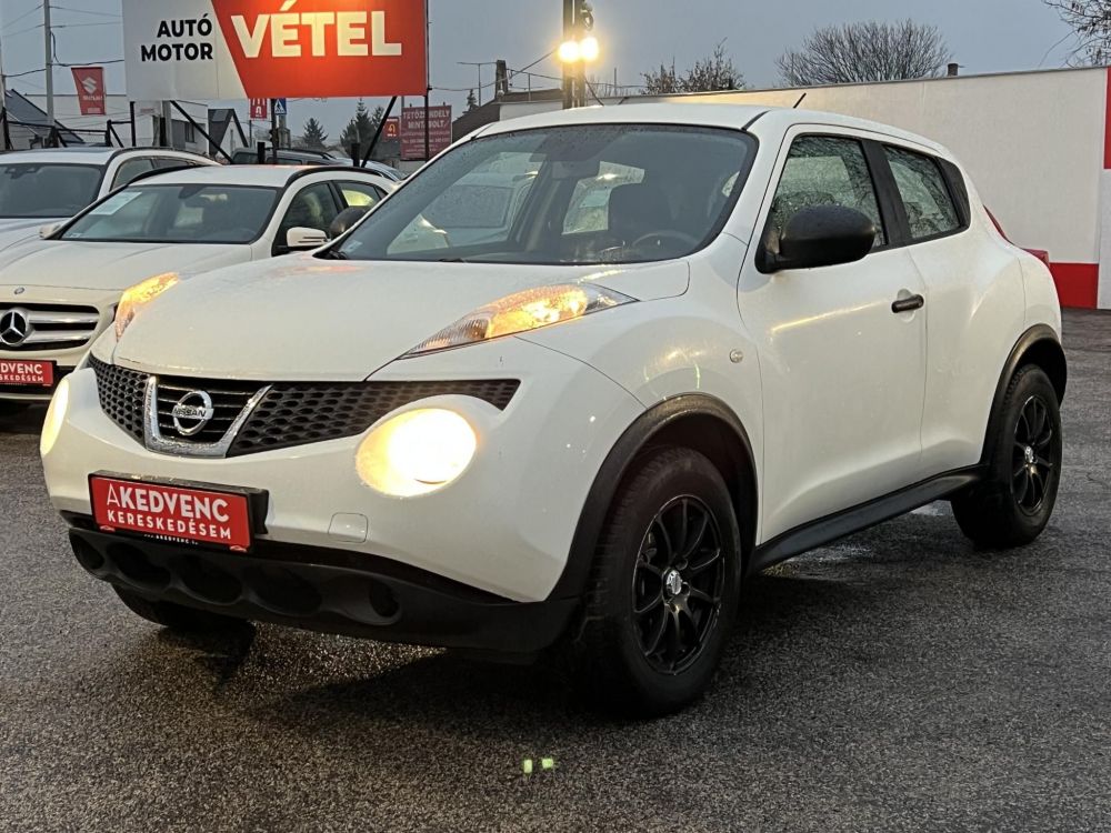 NISSAN JUKE 1.6 Acenta Klíma Navigáció Friss vizsga!