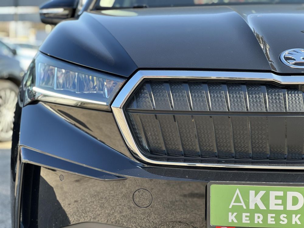 SKODA ENYAQ iV 60 Kitűnő állapot. 400km hatótáv!