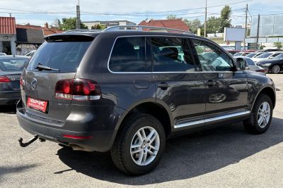 VOLKSWAGEN TOUAREG 3.0 V6 TDI Tiptronic ic Tempomat.klima.navi.kormányfűtés Nem légrugós!