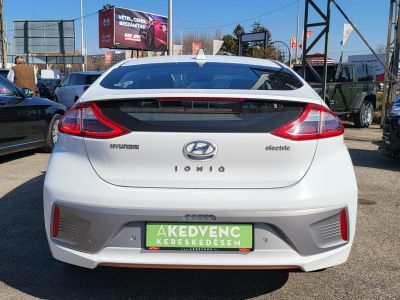 HYUNDAI IONIQ electric Premium (Automata) Teljes felszereltség! Megkímélt állapot!