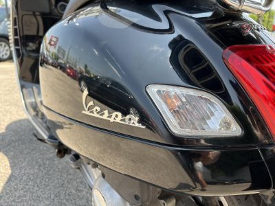 VESPA GTS 11e km. Itt a szezon irány a város! Friss műszaki vizsga!
