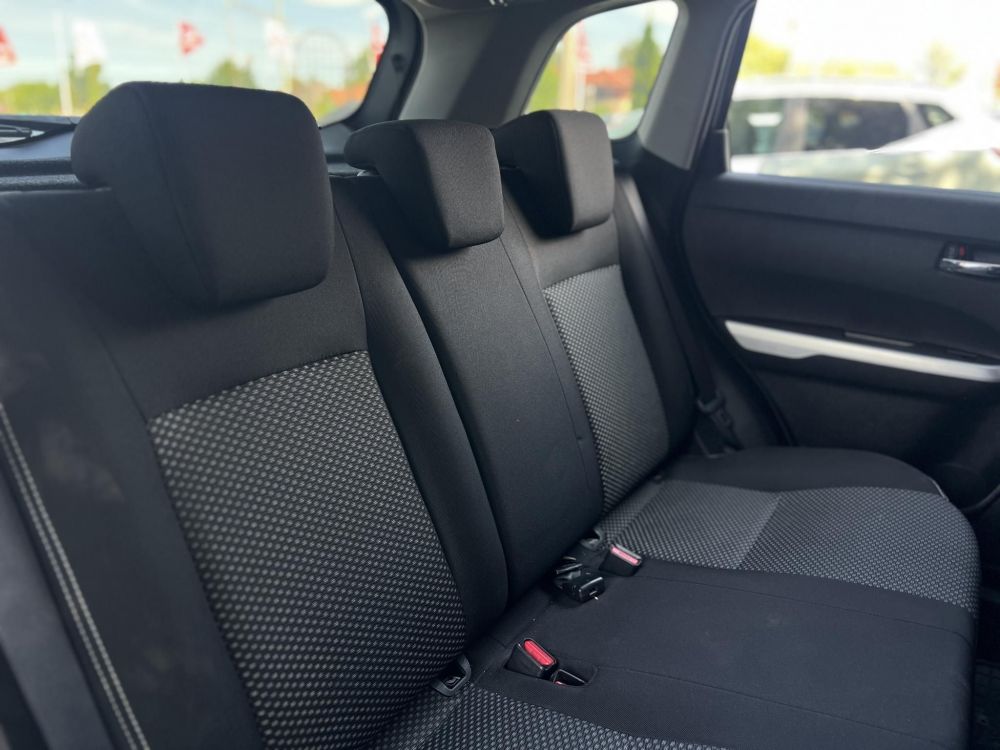 SUZUKI VITARA 1.6 GL+ Magyarországi. Gyári fényezés. Carplay Tolatókamera!