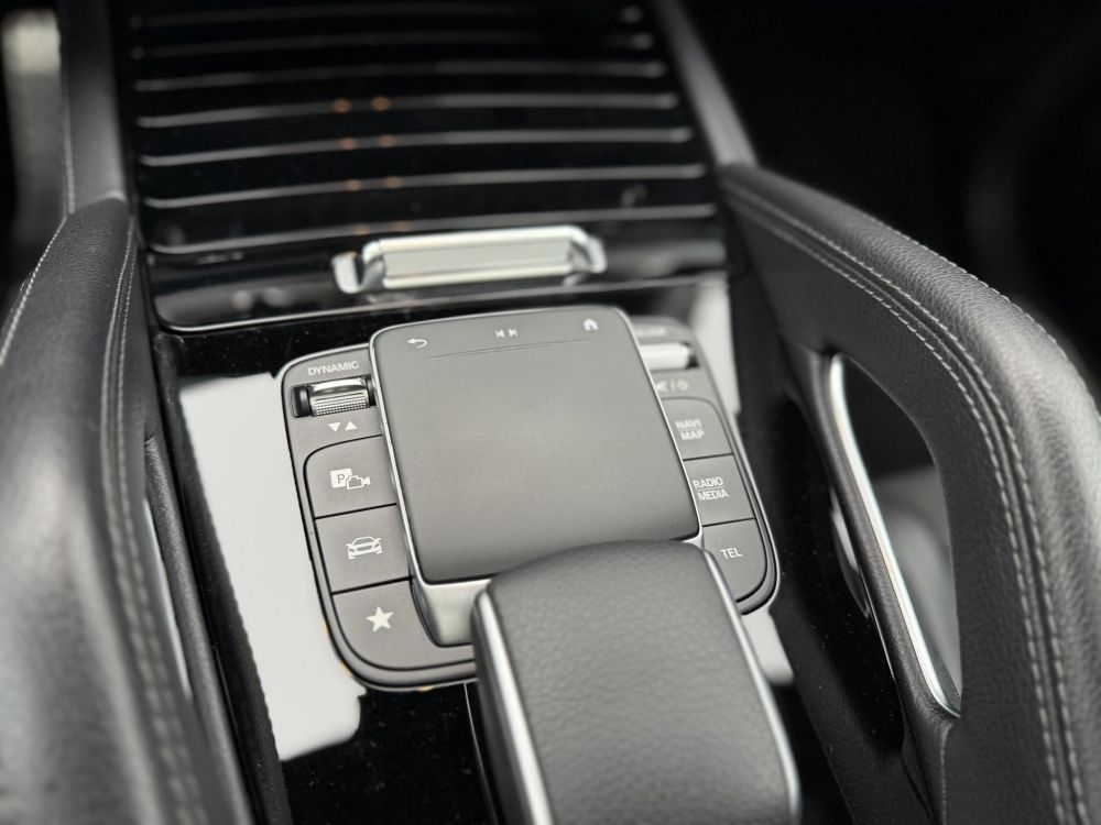 MERCEDES-BENZ GLE 350 de 4Matic 9G-TRONIC Plug-in hybrid AMG csomag. LED Panorámatető Távtartó Sávtartó Carplay Holttér Vonóhorog