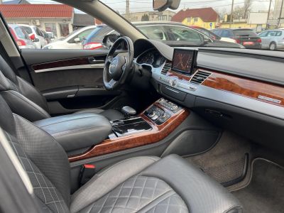 AUDI A8 4.2 V8 TDI DPF quattro Tiptronic ic Xenon Napfénytető Távtartó Kamera Bose Keyless Memória Navi