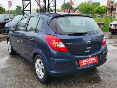 OPEL CORSA D 1.2 Color Edition M.o.-i. Klíma Tempomat Bluetooth 102e km! Téli-nyári garnitúra!