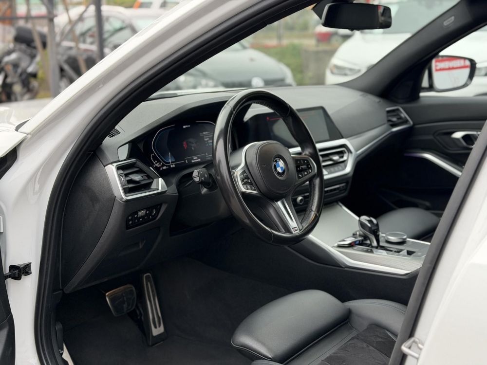 BMW 330e M Sport (Automata)