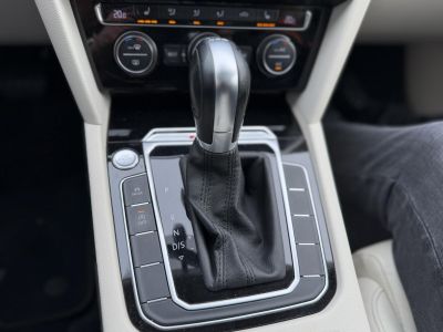 VOLKSWAGEN PASSAT VIII Variant 2.0 TSI BMT Highline 4Motion DSG R-line 280LE. Magyarországi. 115e km. Téli-nyári kerék garnitúra!