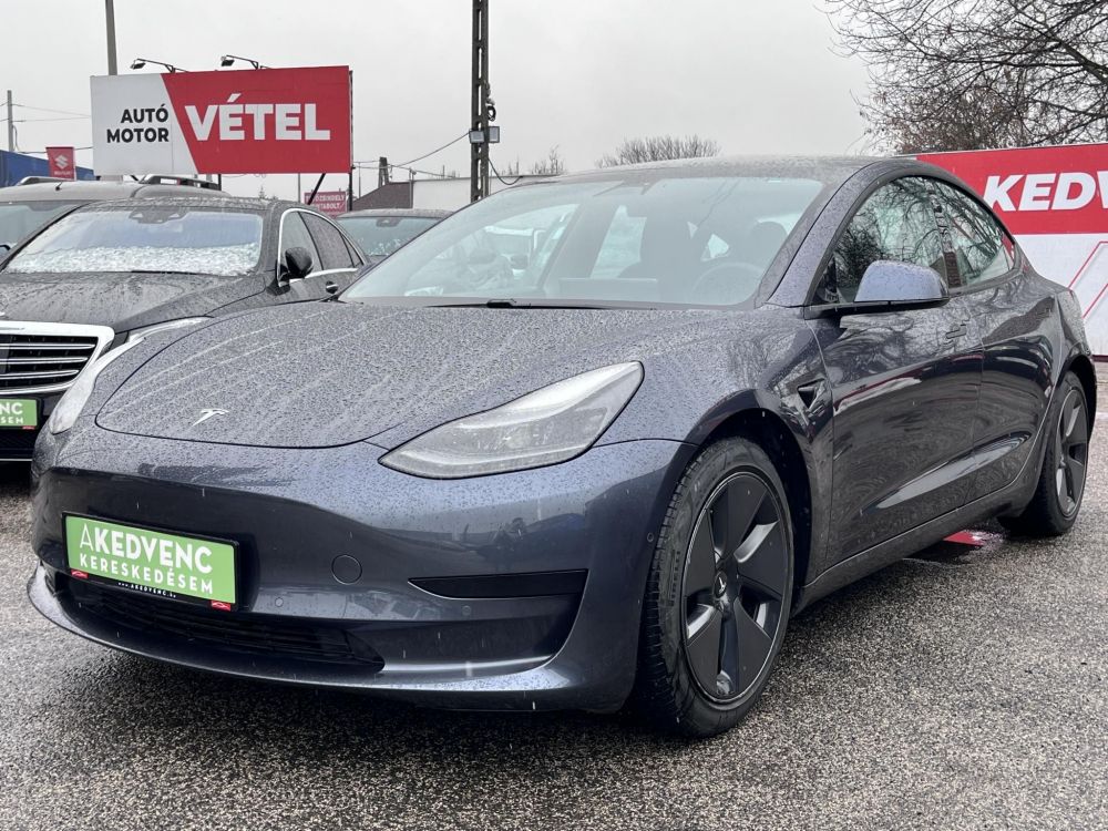 TESLA MODEL 3 Standard Range Plus Aut 95e km. facelift. mátrix LED. hőszivattyú. garanciális!