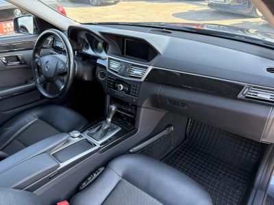 MERCEDES-BENZ E 220 CDI BlueEFFICIENCY Elegance (Automata) Rendszeresen karbantartott. Téli-nyári kerék!