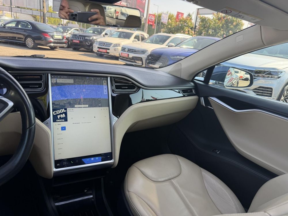 TESLA MODEL S 85 (Automata) SC01. CCS UPGRADE. FREE SUPERCHARGER. 88% AKKU!