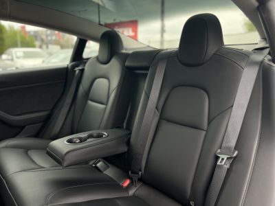 TESLA MODEL 3 RWD (Automata) 36e km. Ryzen. 19 sport felni. 2030-ig gyári garancia!