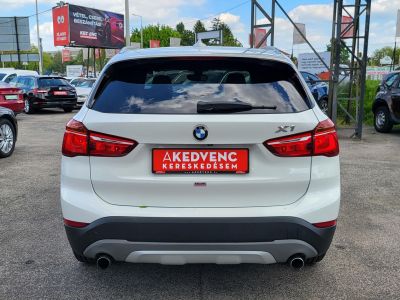 BMW X1 sDrive28i (Automata) 56e km. vaj bőrbelső. memória. kamera