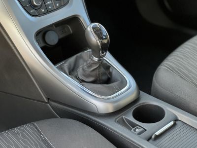 OPEL ASTRA J Sedan 1.4 T Business EURO6