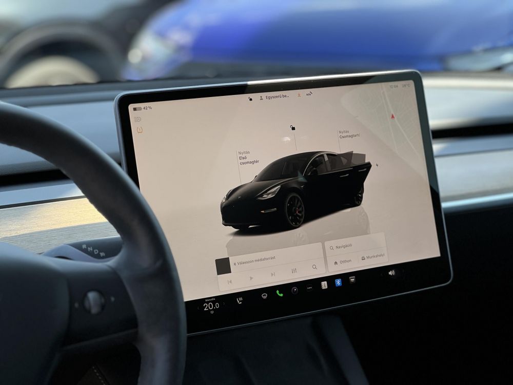 TESLA MODEL 3 Performance AWD (Automata) 106e km. mátrix LED. AMD Ryzen. hőszivattyú. garanciális!