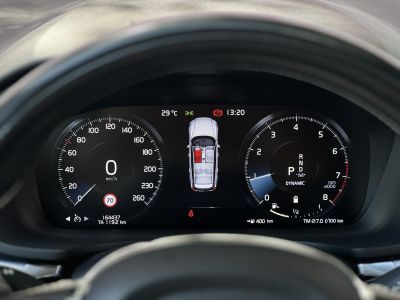 VOLVO V60 2.0 [B3] MHEV Momentum Pro Geartronic Magyarországi. végig márkaszervizelt. kerámia. friss nagyszerviz!