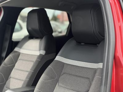 CITROEN C4 1.2 PureTech Feel Plus M.o.-i. 1.tul. 61e km. LED. 360 kamera. HUD. Vonóhorog!